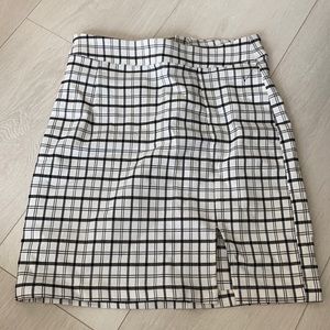 Garage slit mini skirt